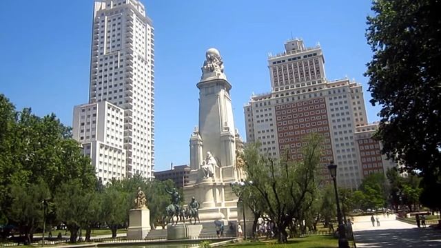 SergioSpain - Экскурсия по центру Мадрида! смотреть онлайн