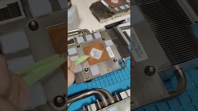 Чем лучше удалить пересохшую термопасту? смотреть онлайн