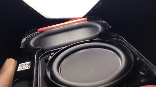 Bass Test JBL Go 3 | Waves смотреть онлайн