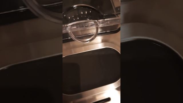 Хлебопечка Hyundai HYBM-M0313G смотреть онлайн