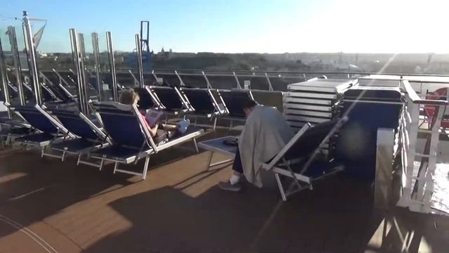 MSC Meraviglia 0.2 Mile Walking Track Sun Deck смотреть онлайн