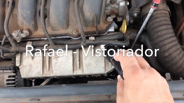 RAFAEL VISTORIADOR - Renault Megane 2012 - local número motor e chassi смотреть онлайн
