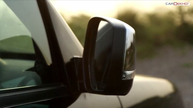 How to Adjust Rear View Mirror in 2015 Tata Safari Storme | CarDekho.com смотреть онлайн