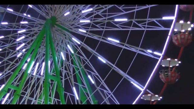 Дари улыбку людям :) | Жизнь. Видео со смыслом. смотреть онлайн