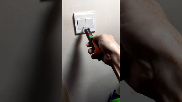 AC VOLTAGE DETECTOR (chinese version) смотреть онлайн