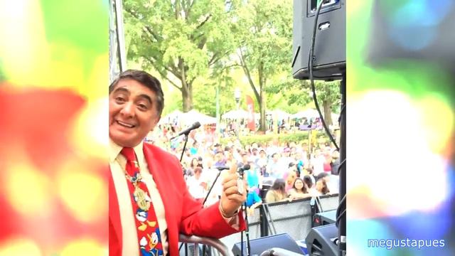 Carlos Bonavides se hace tratamiento para rejuvenecer su rostro. смотреть онлайн