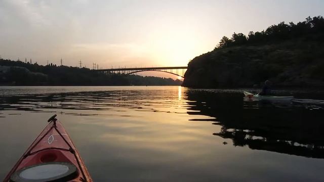 ночь, каяк, 28 км смотреть онлайн