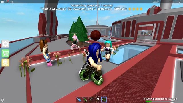 DON'T GET CRUSHED BY THIS WALL IN ROBLOX! смотреть онлайн