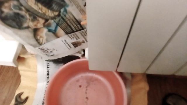 Не греет БАТАРЕЯ, что ДЕЛАЮ: ПРОМЫВАЮ РАДИАТОР (легко и просто САМОМУ) !????? смотреть онлайн