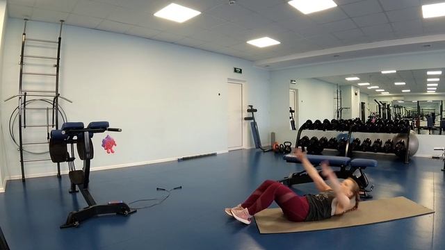 HIIT без инвентаря на рельеф для девушек и не только. Пятничная жиросжигающая тренировка - отдых смотреть онлайн