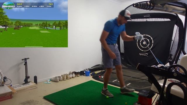 Garmin R10 - Awesome Golf Simulator App & My Lowest Ever Sim Golf Score !! смотреть онлайн