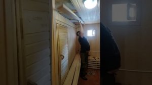 Ремонт и пропитка льняным маслом бани.