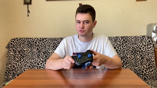 Геймпад от XBOX Series спустя 2 года смотреть онлайн