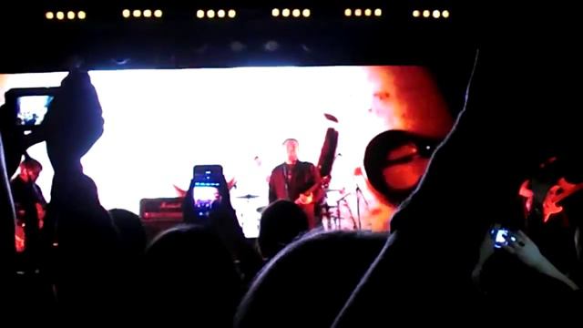 Сергей Бобунец - Зачем топтать мою любовь (Екатеринбург, TeleClub, 26 апреля 2018) смотреть онлайн