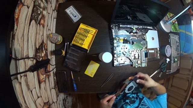 Разобрать ремонт ноутбук ASUS X550D смотреть онлайн