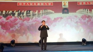 Джеки Чан поёт на Фестивали Китайского кино в Москве