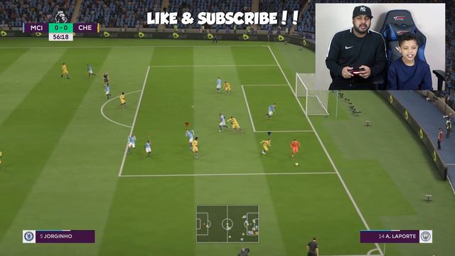 PAUSE CHALLENGE | FATHER SON PLAYING FIFA 19!! смотреть онлайн