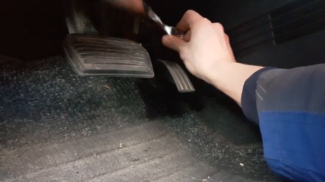 Замена фильтров в Ford Fiesta mk 6 смотреть онлайн