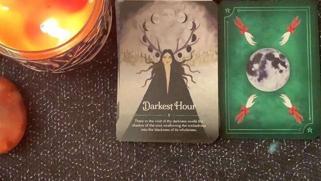 Unboxing & Quick Look: Seasons of the Witch Oracle - Yule смотреть онлайн