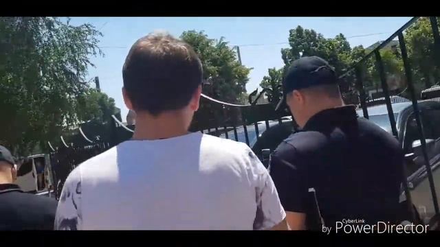 Дерзкий полицейский с Кропивницкого Гавриш ворует камеру смотреть онлайн