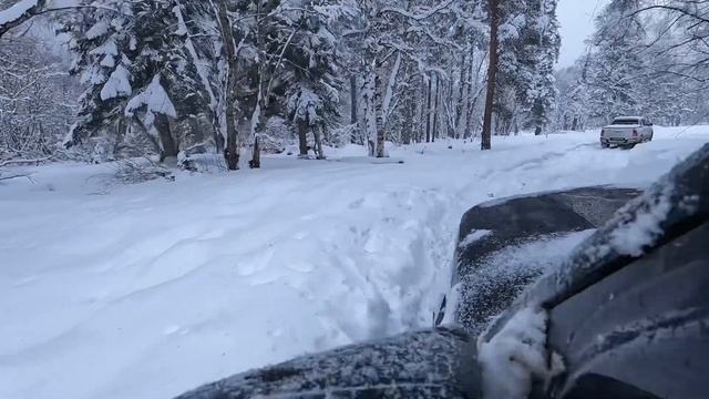 Архыз 2023 без снега и в снегопад. Водопад Белый зимой смотреть онлайн