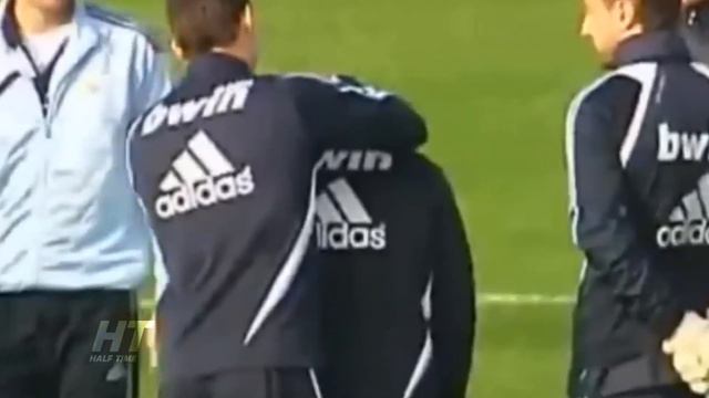 Cristiano Ronaldo Funny Moments With Teammates смотреть онлайн