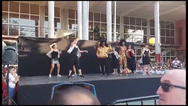 I WILL SURVIVE - CEIP AZAHARES 2023 смотреть онлайн