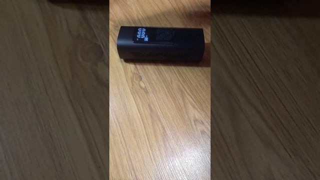 CZCQ-101 беспроводной автомобильный компрессор 3 в 1 (насос, powerbank, фонарик) смотреть онлайн