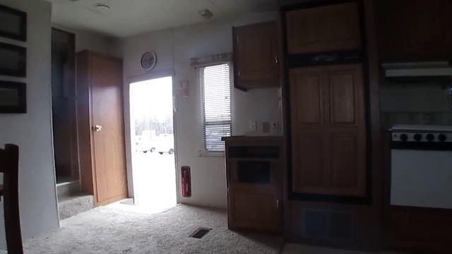 SOLD!2001 Jayco Eagle 293 Fifth Wheel, 2 Slides, Rear Kitchen, Can Deliver, Trade In Special $6,995