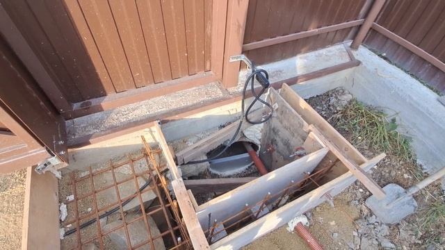 УТЕПЛЕННАЯ ОТМОСКА ИЗ БЕТОНА! ПЛЮС ЗАБЕТОНИЛ ПАНДУС И ЯМУ смотреть онлайн