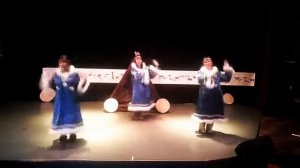 фольклорный ансамбль «Эйнэткун» чукотский танец «Нэвыскэт» (Девушки) МБУК  Певекский КДК