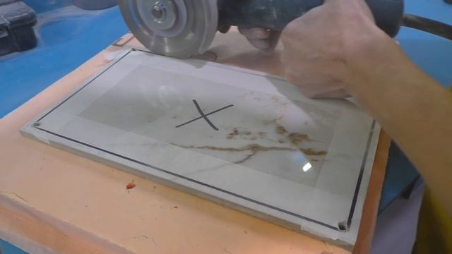 Только так можно сделать любой рез в керамограните! Режем только болгаркой! смотреть онлайн