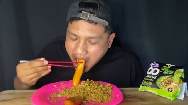 COBAIN MUKBANG MIE GAGA 100 Level 7 + SOSIS INDOMARET VIRAL ‼️ EXTRA PEDAS ? смотреть онлайн