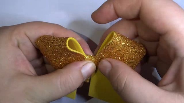 Бантики из глиттерного фоамирана. смотреть онлайн
