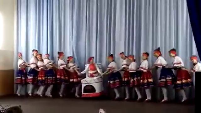 Ансамбль Арабеск танец Емеля на печи