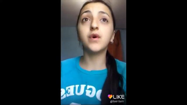 А он не знает ничего смотреть онлайн