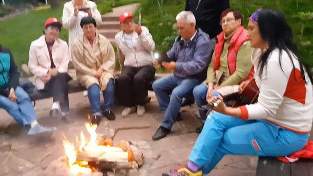 В Листвянке душевные вечера под гитару смотреть онлайн