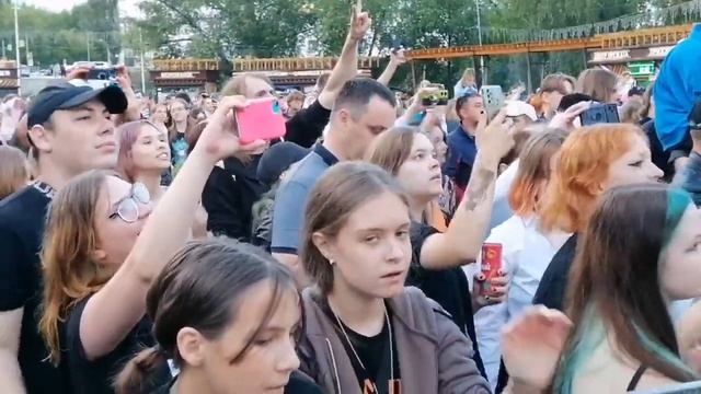ЭТО ШЕДЕВР! Лесник - Король и шут в исполнении группы #перформанс смотреть онлайн