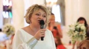 До слез ?                                  Мама читает стих дочери на свадьбу...