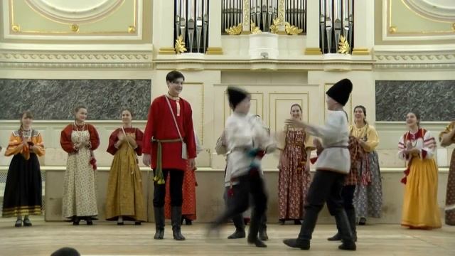 "И не одна в поле дорожка", "Хулиган, мальчишка я", "Тимоня" смотреть онлайн