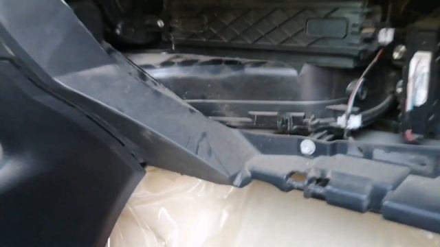 TOYOTA YARIS/VIOS 2019 CHANGE OIL AND OIL FILTER MAINTENANCE смотреть онлайн