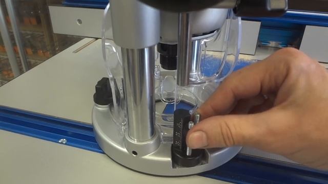 Фрезер CMT7E с лифтом 2400 Вт для работы в столе Plunge Router смотреть онлайн