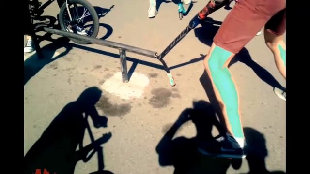 Бедный самокат смотреть онлайн