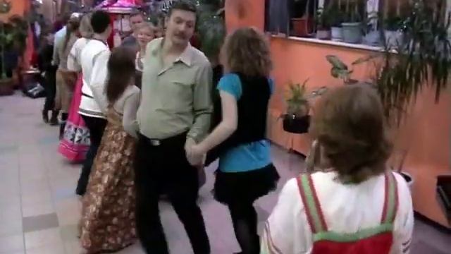 хоровод - При долины куст калиновый стоял смотреть онлайн