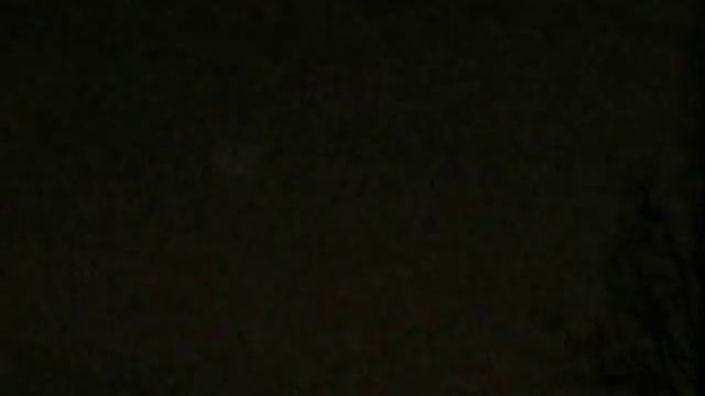 Движущийся свет в небе,что это? Лазер? смотреть онлайн