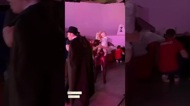 Ольга и Дмитрий Дмитренко в сторис 08.12.2019. смотреть онлайн
