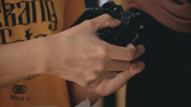 Unboxing Fujifilm X-T30 | Kamera Mirrorless Terbaik 2019? смотреть онлайн