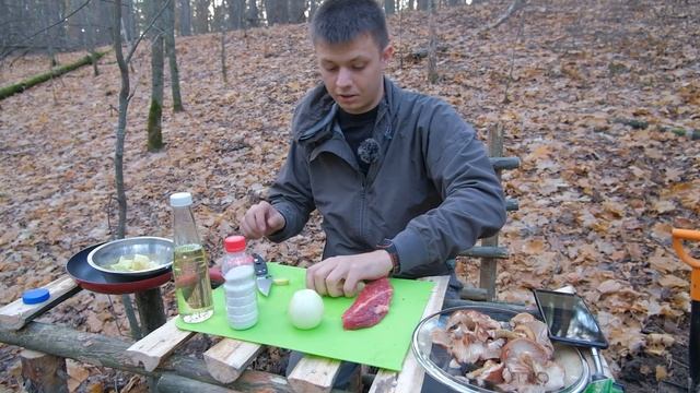 Строю ЗЕМЛЯНКУ к ЗИМЕ | Готовлю РЕСТОРАННОЕ блюдо на КИРПИЧНОЙ печи | Часть 4 смотреть онлайн