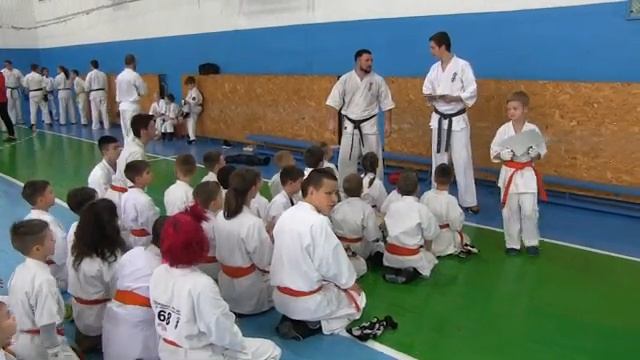 KYOKUSHIN KARATE "ЗИМНЯЯ ШКОЛА" ХЕРСОН -13.01.2019. ХГУ ООАИКИ Анатолий Хороняк. m2ts смотреть онлайн