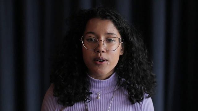 поэт Анастэшиа Рени смотреть онлайн